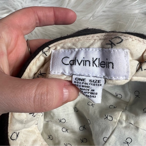 Calvin Klein Brown Wool Beret Top Hat - Picture 4 of 4